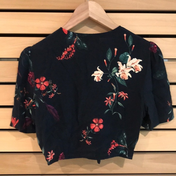 Zara Floral Print Front Tie Crop Top - Picture 5 of 5